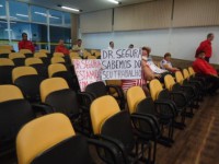 /album/galeria-de-fotos%3a-manifesta%c3%a7%c3%a3o-no-plenario-da-c%c3%a2mara-municipal-do-dia-16-04-2012-/dsc08805-jpg1/