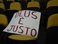 /album/galeria-de-fotos%3a-manifesta%c3%a7%c3%a3o-no-plenario-da-c%c3%a2mara-municipal-do-dia-16-04-2012-/dsc08814-jpg/