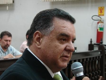 VEREADOR SEGURA APRESENTOU REQUERIMENTO, PEDINDO CÓPIA DO CONVÊNIO CELEBRADO POR CONTRATO FIRMADO PELA PREFEITURA MUNICIPAL DE JAHU E A COMERP (COOPERATIVA DE TRABALHO MÉDICO DE RIBEIRÃO PRETO).