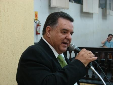 VEREADOR SEGURA APRESENTOU PROJETO DE LEI, QUE DENOMINA "VIRGILIO ZANATTO" A VIA PÚBLICA QUE ESPECIFICA.