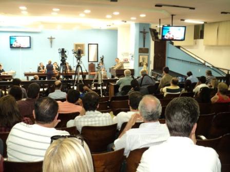 VEREADOR SEGURA APRESENTOU REQUERIMENTO PEDINDO INFORMAÇÕES SOBRE O INÍCIO E O FINAL DA ISENÇÃO DO IPTU PARA A CONCESSÃO DADA PARA O SUPOSTO PROJETO (PÓLO INDUSTRIAL) LANÇADO NAS DEPENDÊNCIAS DA COMPANHIA JAHUENSE INDUSTRIAL.