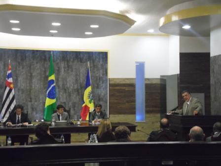 VEREADOR SEGURA PEDE INFORMAÇÃO SOBRE A DELIMITAÇÃO PERIMÉTRICA DO QUADRILÁTERO CENTRAL DA CIDADE, DENOMINANDO OS NOMES DAS RUAS REPRESENTAS NO MAPA Z E C- CH (ZONA ESPECIAL CENTRAL DO PERÍMETRO HISTÓRICO) E Z E C- PH (ZONA ESPECIAL CENTRAL)